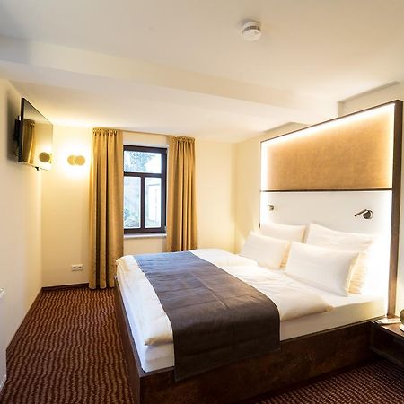 Hotel Goldener Hirsch Suhl Luaran gambar